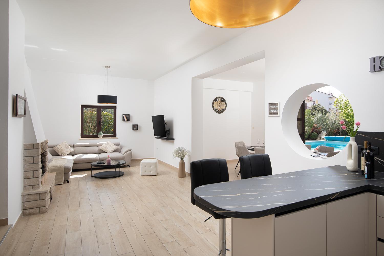 Villa Andrija Family Dream With Heated Pool At The Sea With Beautiful Garden, Outside Cinema And Kids Playground Fažana Zewnętrze zdjęcie