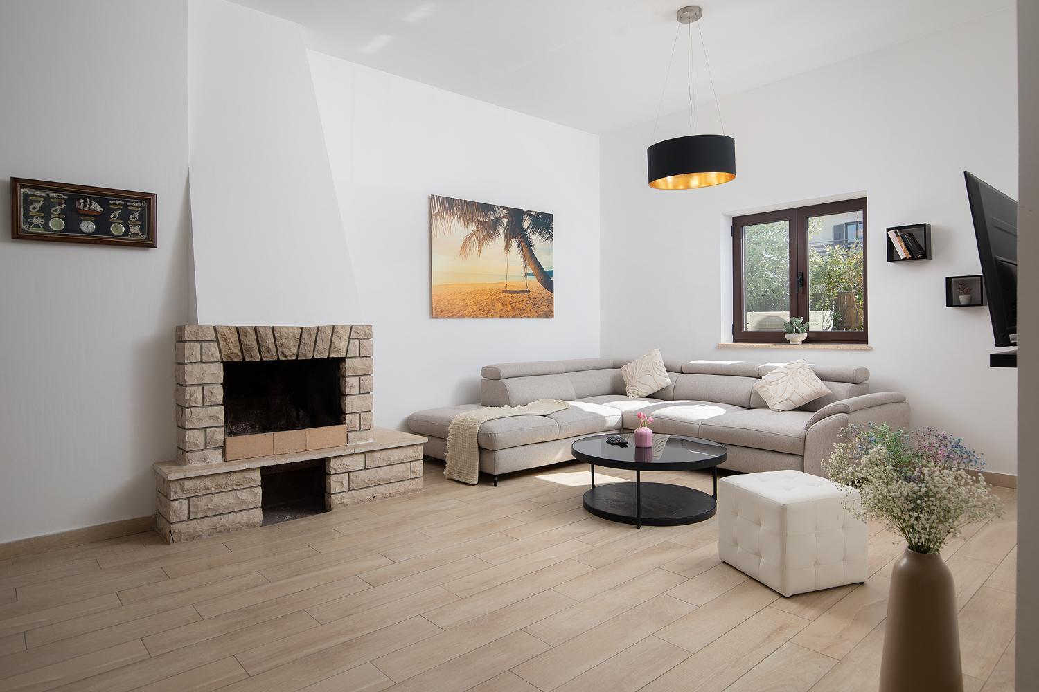 Villa Andrija Family Dream With Heated Pool At The Sea With Beautiful Garden, Outside Cinema And Kids Playground Fažana Zewnętrze zdjęcie
